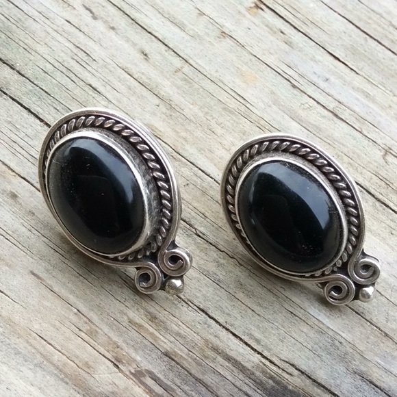 Classy Black Onyx Sterling Silver Earrings - Picture 3 of 10